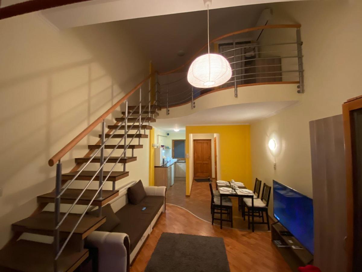 久洛Mimi Apartman公寓 外观 照片